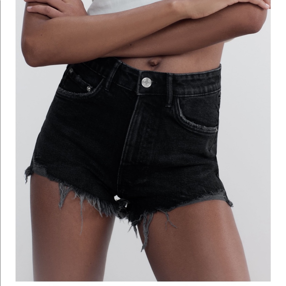 ZARA High rise black denim shorts in size 4